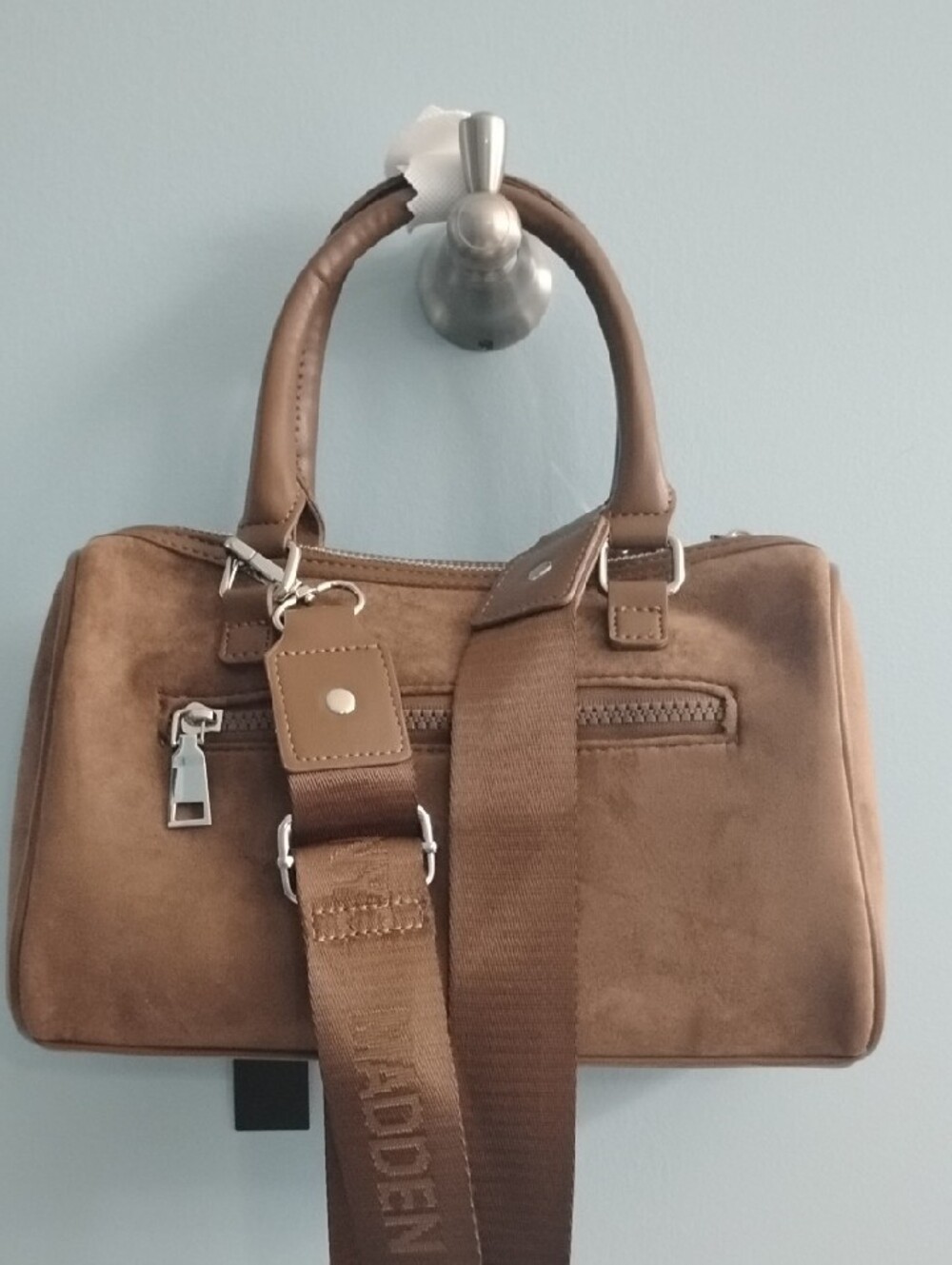 NWT Steve Madden Brown Patchwork Crossbody Bag with Detachable Strap - Picture 4 of 4